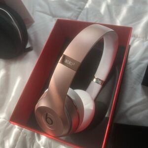 Beatssolo3 wireless from beats by Dre